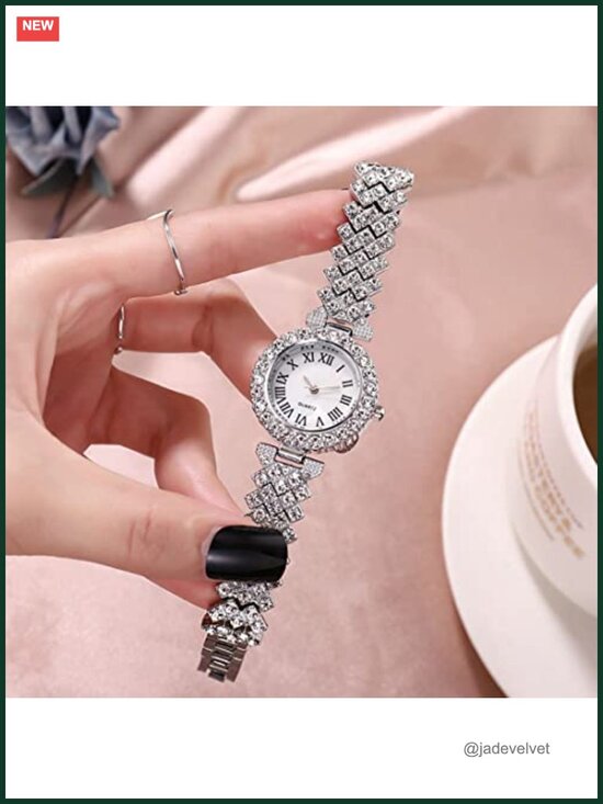 Women\'s Diamond Watch with Quartz Movement and Stainless Steel Bracelet
